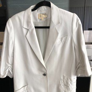 ELIZABETH AND JAMES SHORT SLEEVED RUCHED BEIGE JACKET SIZE 6